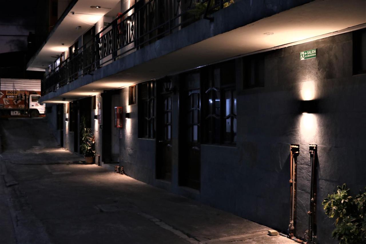 Hostal Kamelot Banos  Exterior photo